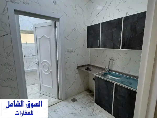 استوديوهات فاخرة للإيجار في العين - القطارة (أول ساكن!) قرب مسجد الشهداء