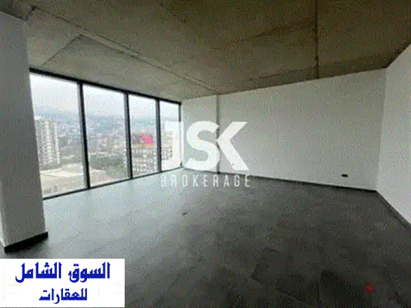 مستودع تجاري للإيجار في الزلقا - مساحة 400 متر مربع على الطريق الرئيسي!