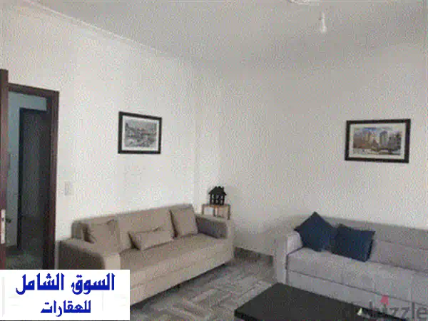 شقة فاخرة للإيجار في قلب الحمرا، الكركاس - مساحة واسعة وموقفين للسيارات!