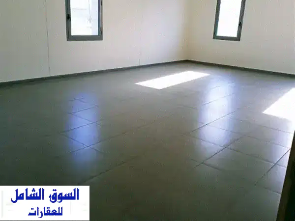 مكتب فاخر للإيجار في أدونيس - 85 متر مربع + مواقف سيارات!