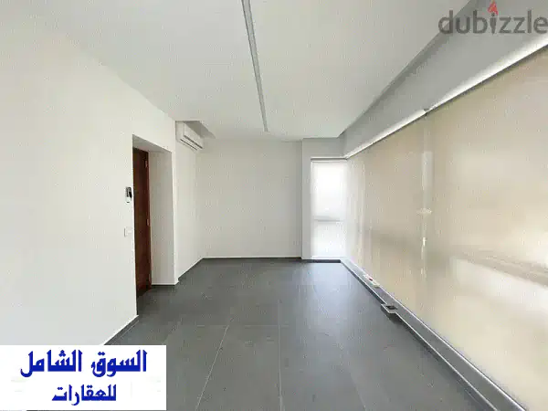 مكتب فاخر للإيجار في سن الفيل - إطلالة خلابة...