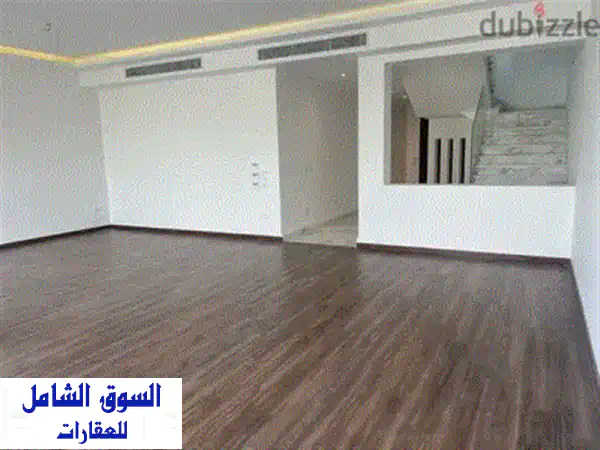 فيلا فاخرة مفروشة للإيجار في كمبوند ماونتن فيو 4 | مساحة واسعة وحديقة خاصة