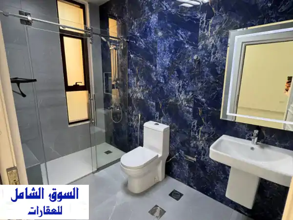فيلا فاخرة للإيجار في الشامخة بجوار نادي بني ياس - مسكن أحلامك ينتظرك!