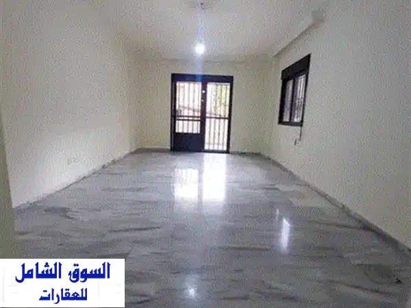 شقة فاخرة للبيع في جوهرة البلوط | 135م + حديقة 90م | فرصة استثمارية مميزة