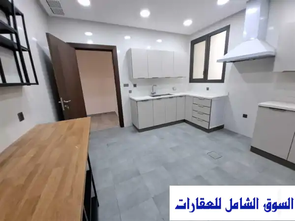 شقة فاخرة للإيجار في مشرف - عائلات كويتية فقط! 5 غرف + خدمات مميزة