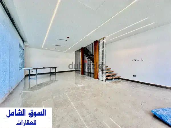 محل تجاري فاخر للإيجار في الأشرفية - مساحة 140 متر مربع+