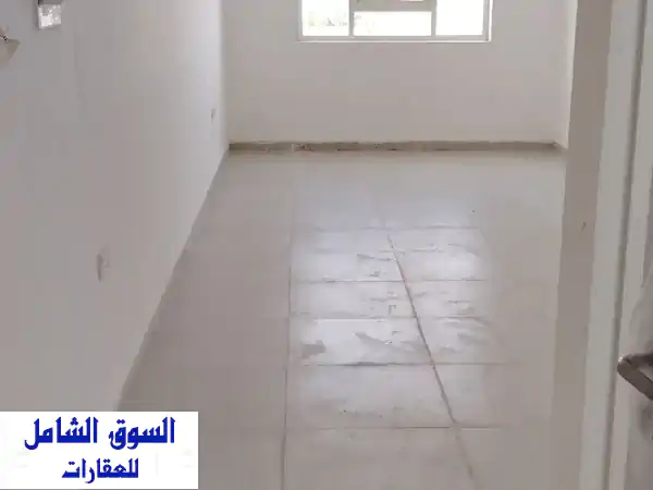 مكاتب إدارية مُجهزة للإيجار في مُعسكر الشركات - مزيد، العين | 10,000 درهم سنوياً