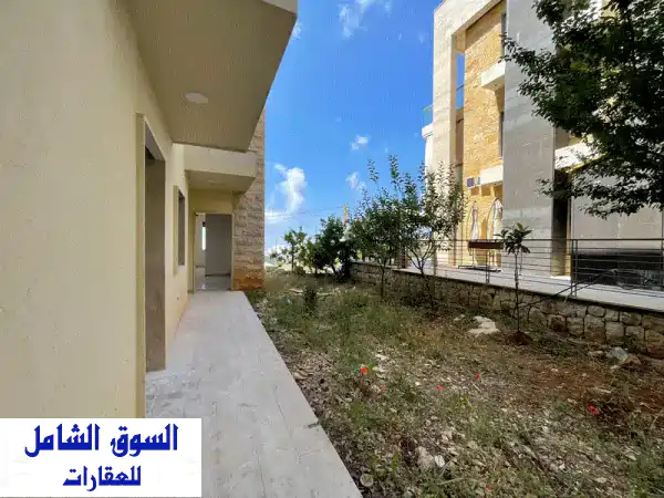 شقة فاخرة للبيع في إهدن بإطلالة خلابة على...