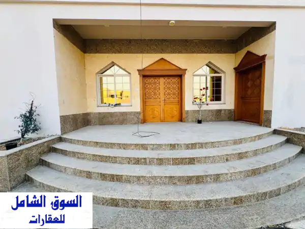 فيلا فاخرة للإيجار السنوي في الجرف 2، عجمان...