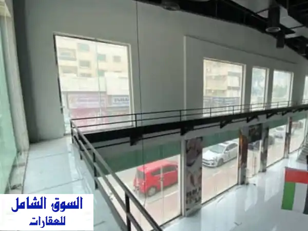 معرض تجاري فاخر للإيجار السنوي في الرميلة - 10,000...