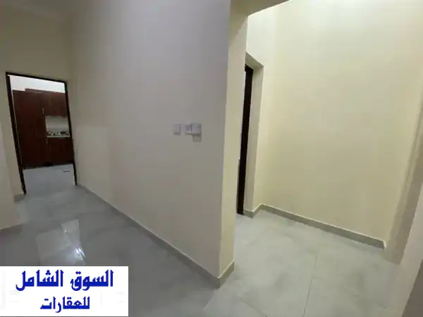 شقق مفروشة للإيجار في عين خالد وأنسار - شهر مجاني!