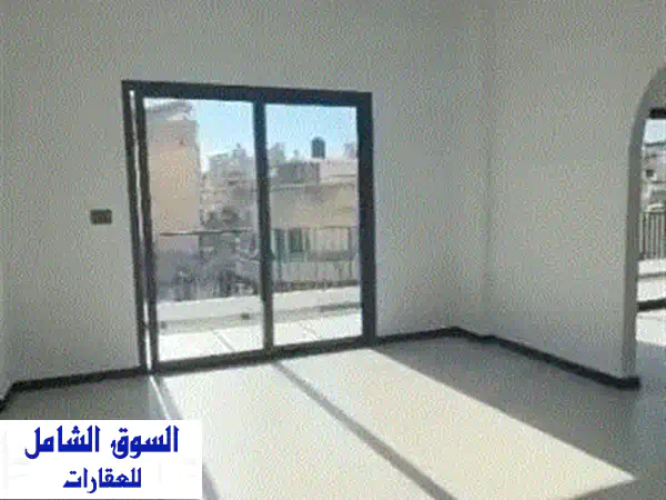 شقة فاخرة للبيع في أنطلياس - موقع متميز ومساحة واسعة