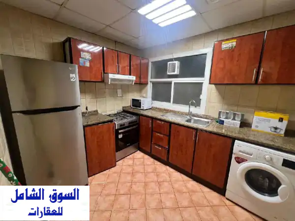 شقة مفروشة فاخرة للإيجار في عجمان - غرفتين وصالة + جيم ومسبح مجاناً!