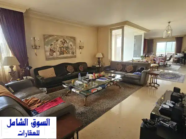شقة فاخرة للبيع في الحازمية - مار تقلا، 400 متر...