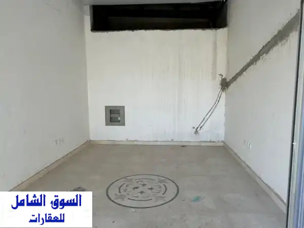 محلان تجاريان فاخران للإيجار في الصجعة، الشارقة...