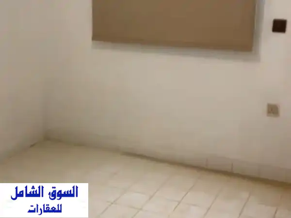 شقة للإيجار في السلام - غرفتين نوم، مصعد، وموقف...
