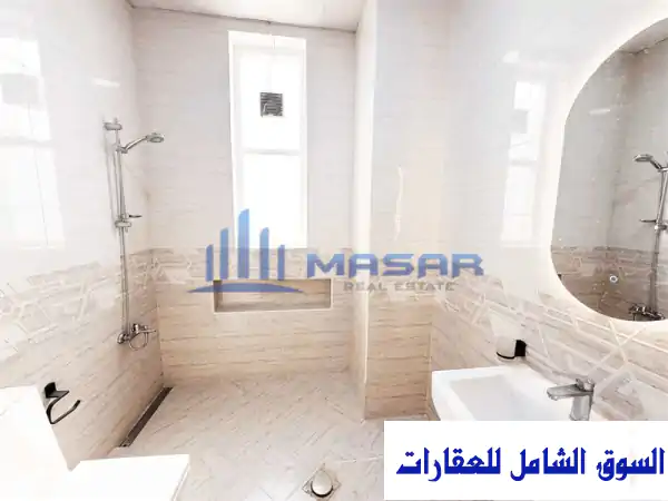 فيلا فاخرة للإيجار في الرياض - حوش واسع، 6 غرف ماستر، سعر مميز!