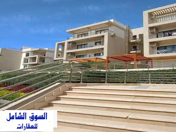 بنتهاوس فاخر 167 متر + رووف 115 متر في Fifth Square...