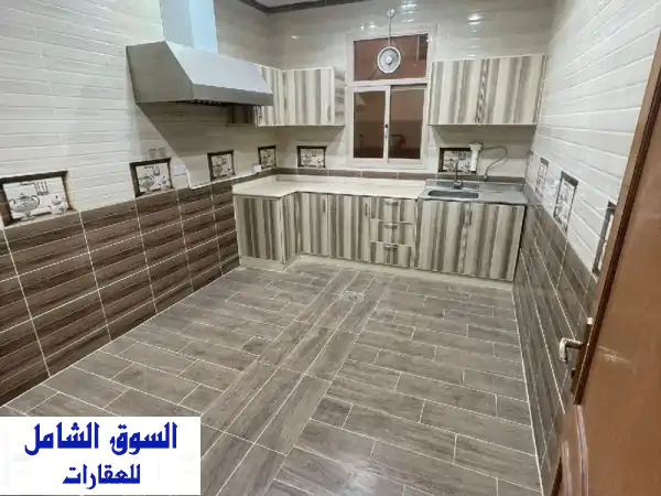 شقة فاخرة للإيجار في أبو فطيرة - مساحات واسعة...