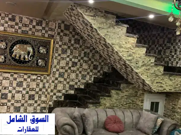 دوبلكس فخم 250م² في قلب المقطم الهضبة الوسطى - فرصة استثمارية لا تُفوّت!