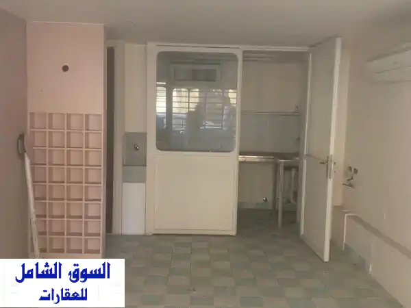 محل تجاري للإيجار في قلب كليمنصو - ميناء الحصن | فرصة مثالية!