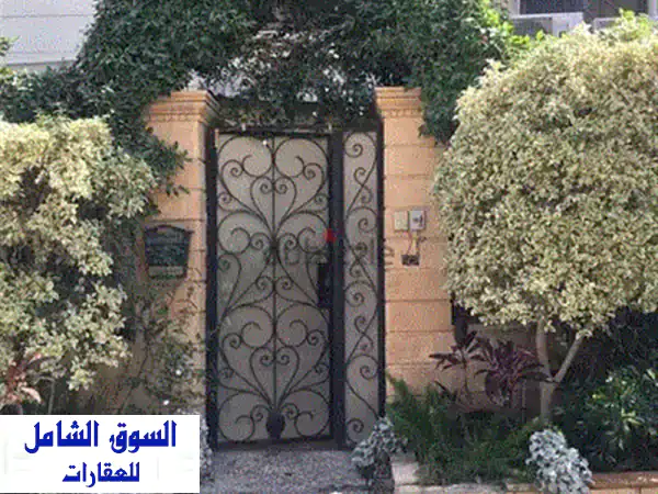 شقة دوبلكس فاخرة للبيع في هايد بارك التجمع الخامس - سعر مميز! (265م، 4 غرف)