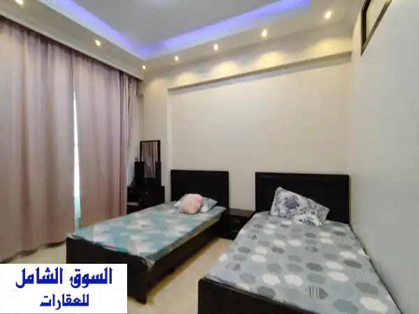 شقة مفروشة فاخرة للإيجار في عجمان - 3 غرف وصالة - 7500 درهم فقط!