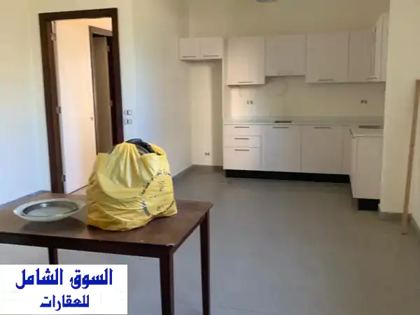 شقة فسيحة للإيجار في مينا الحصن - بالقرب من...