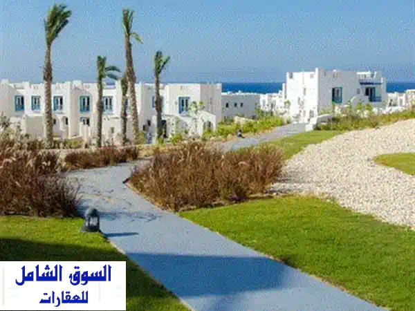 شاليه بحري فاخر للبيع في جايا الساحل الشمالي - استلام فوري!