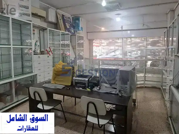 محل تجاري للإيجار في فرن الشباك - مثالي لصيدلية!...