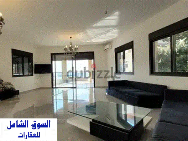 شقة فاخرة للإيجار في كفرحباب - إطلالة ساحرة على أفق بيروت!