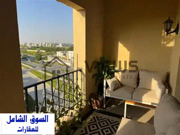 شقة أرضي فاخرة بحديقة خاصة للإيجار في فيلدج جاردنز - قطامية الجديدة