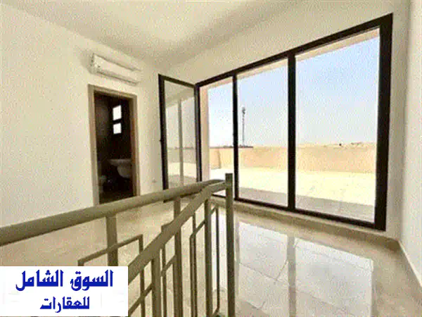 شقة فاخرة للبيع في كمبوند ايستاون سوديك - بحري - مفروشة بالكامل