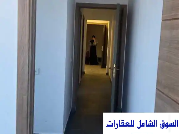 عيادة للإيجار في اكتوبر مول كازان محور جمال عبدالناصر يصلح مكتب او طبية الأحياء 6 أكتوبر