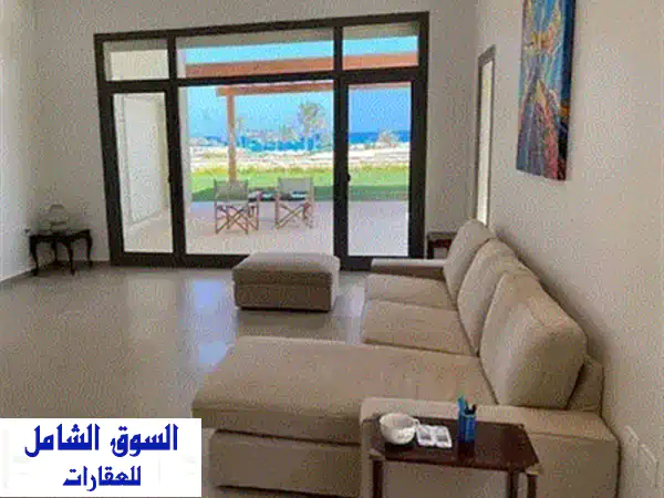 شاليه فاخر للبيع بتلال الساحل الشمالي | صف رابع على حمام السباحة | روف 90م²