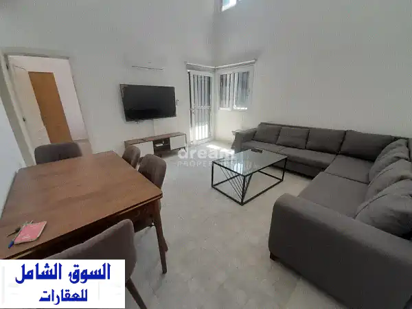 شقة فاخرة للإيجار في الجيتاوي، الأشرفية - تراس...