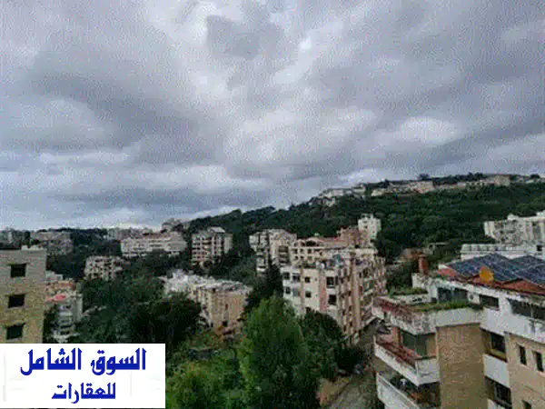 شقة فاخرة للبيع في المنصورية - مساحة واسعة وتراس كبير!