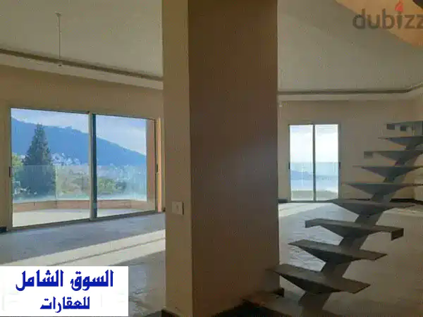 شقة فاخرة للبيع في كفرحباب - إطلالة جبلية وبحرية خلابة!