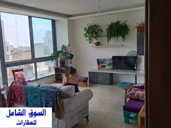 شقة عصرية فاخرة للبيع في الأشرفية، بالقرب من...