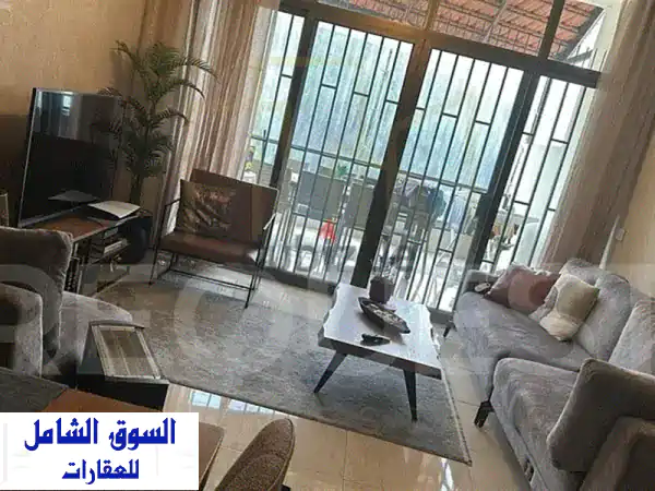 شقة فاخرة مع تراس واسع للبيع في الصفرا - مساحة 165 متر!  