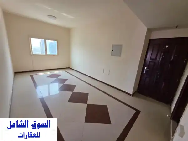 شقة فاخرة غرفتين وصالة للإيجار السنوي - كورنيش عجمان...