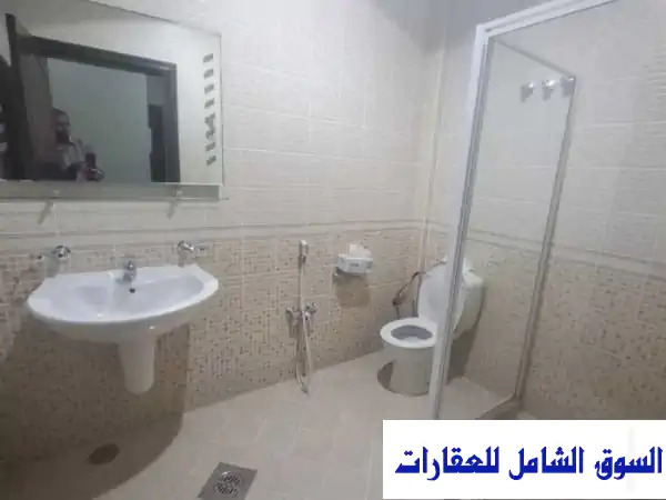 شقق فاخرة للإيجار في العقيلة - ق1 | واجهة القيت مول | 3 غرف نوم + مواقف مظللة