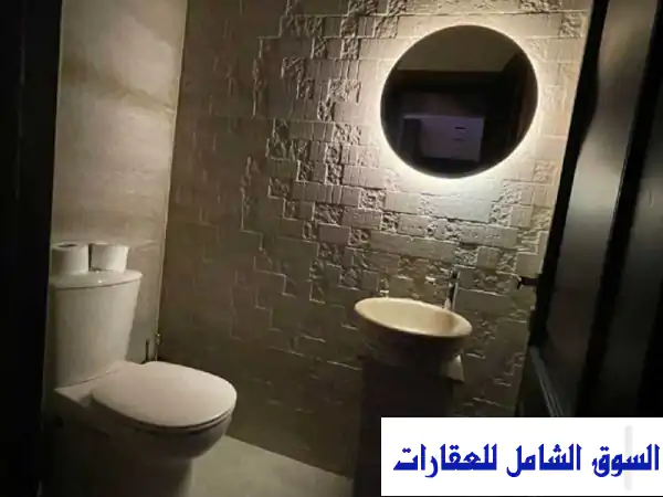 استوديو فاخر للإيجار في التجمع الخامس مع حديقة خاصة ومدخل مستقل - جاهز للسكن!