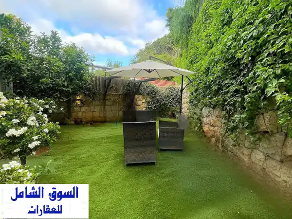 شقة فاخرة للبيع في كورنيش الحمراء - حديقة خاصة...