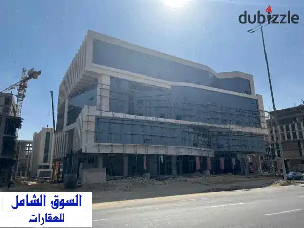 مكتب إداري فاخر للبيع في العاصمة الإدارية -...