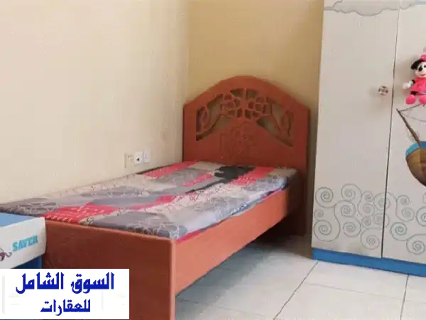 شقة بنات فقط في الراشدية - هدوء وخصوصية - غرفة + سرير بغرفة ثلاثية - بدون عمولة!