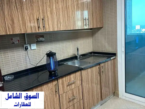شقة فاخرة مفروشة بالكامل في أبراج السيتي تاور - النعيمية 3 - فرصة ذهبية!