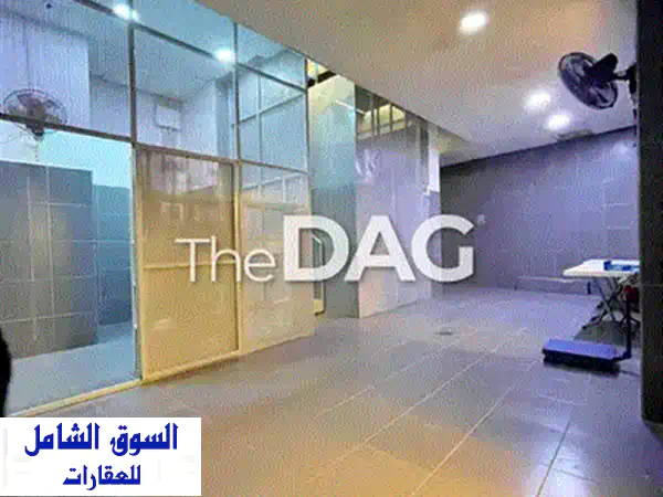 فرصة استثمارية رائعة! محل تجاري فاخر للبيع في الأشرفية، بيروت
