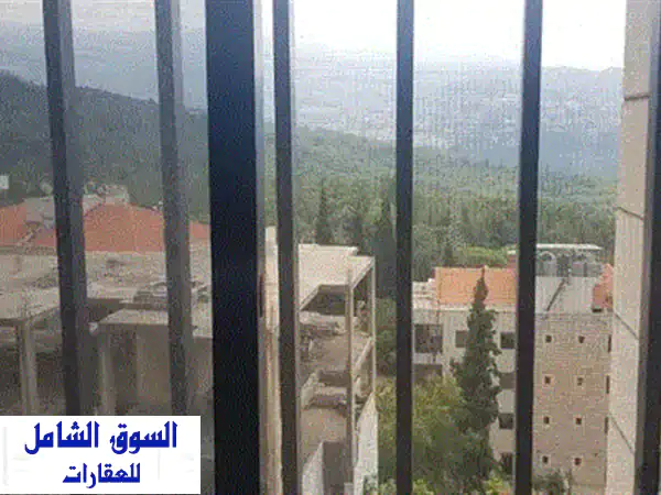 شقة فاخرة للبيع في عوكر - مسكن أحلامك بانتظارك!