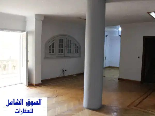 شقة فاخرة للإيجار في سيدي جابر - 220م² - خطوات من شارع...